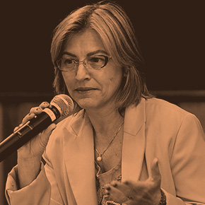 Débora Mazza